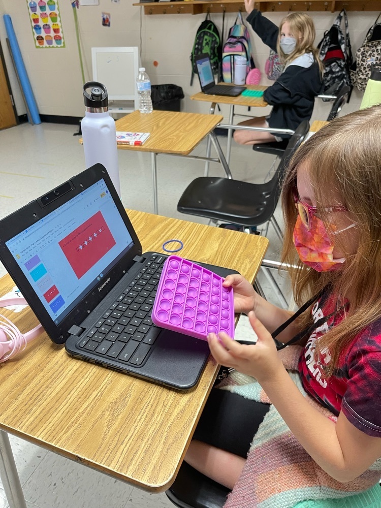 Pop-it arrays.