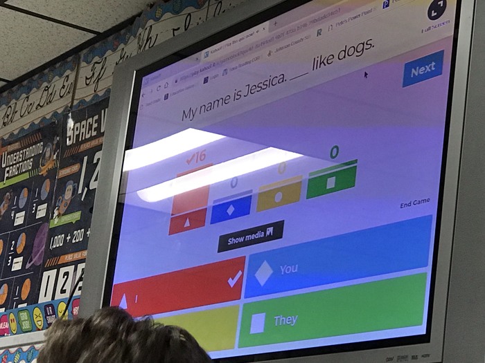 The Entire classroom chooses the correct answer.